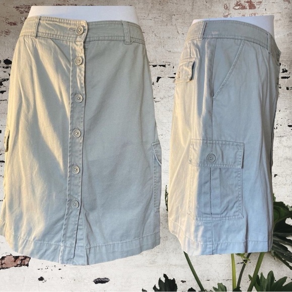 Caribbean Joe Dresses & Skirts - CARIBEAN JOE,vintage,button front cargo skirt. Vintage size 8